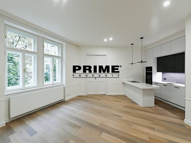 Pronájem bytu 4+kk 118 m², Praha – fotka 1 z 3