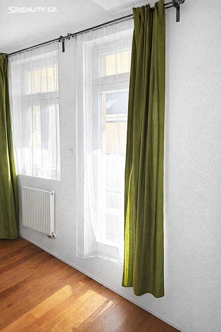 Pronájem bytu 3+kk 110 m² – pohled 2