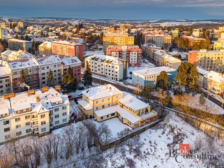 Pronájem komerčního prostoru, 151 m² (3 z 6)