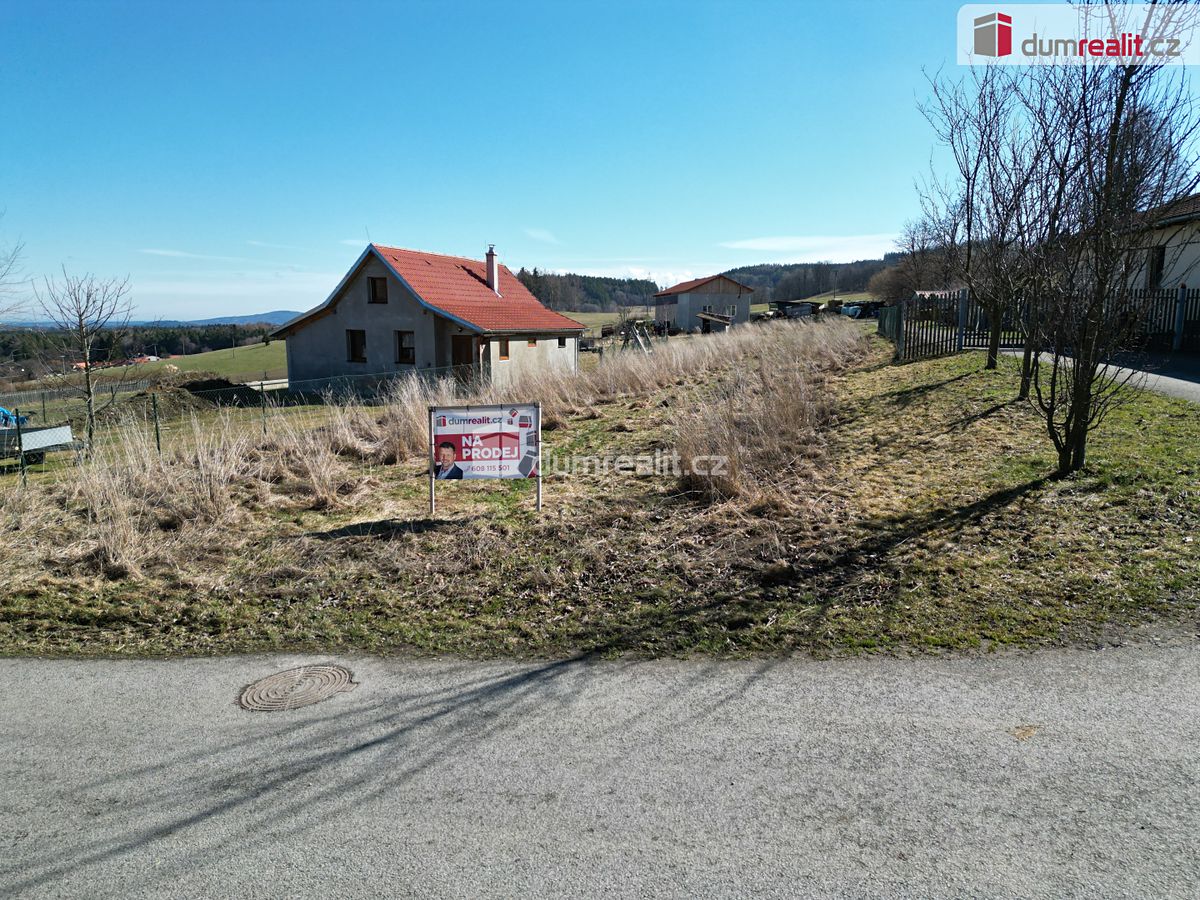 Prodej stavebního pozemku 1371 m² – fotografie 3