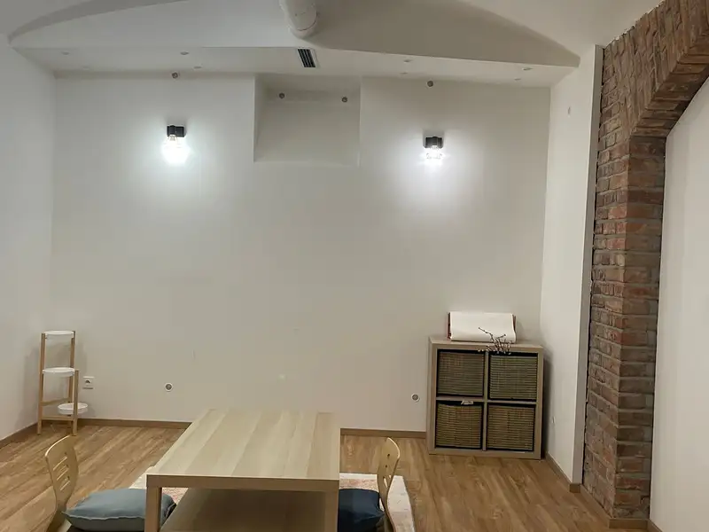 Pronájem kanceláře 18 m², Praha – náhled fotky 1
