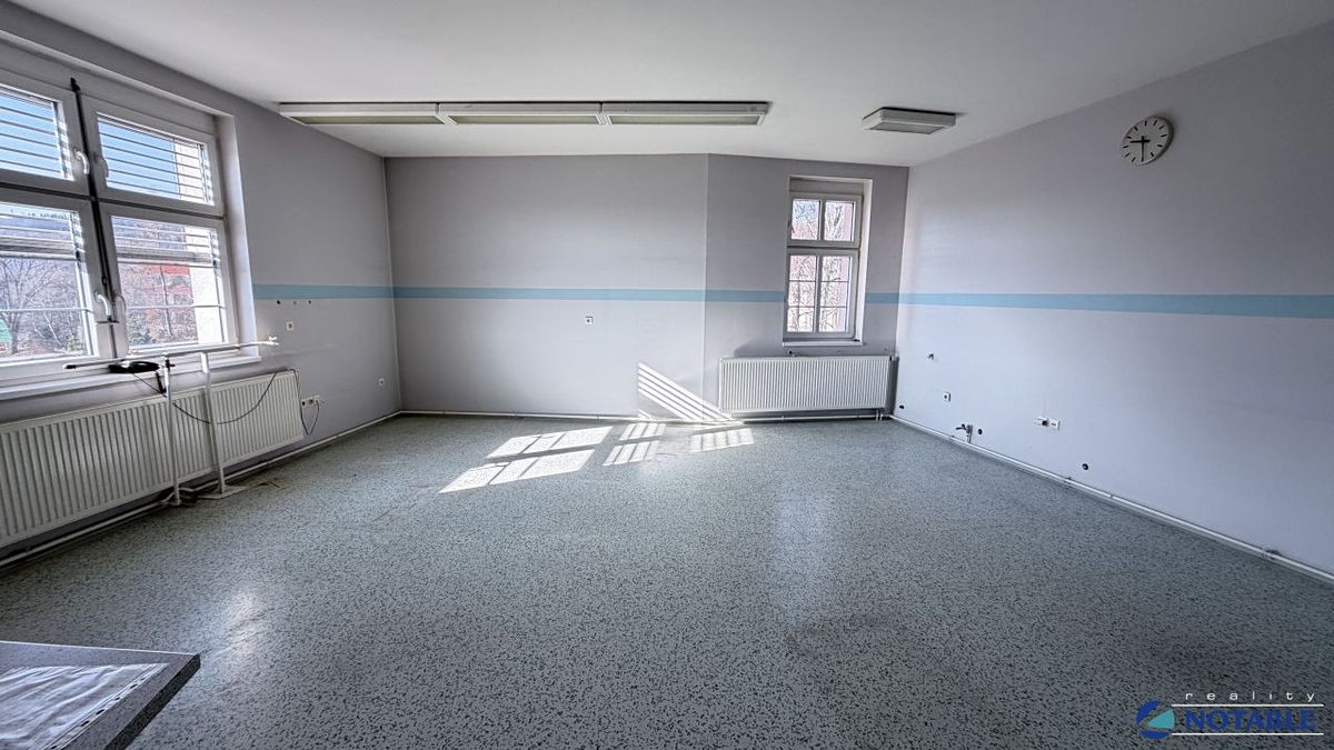 Pronájem obchodního prostoru 88 m² – fotografie 2