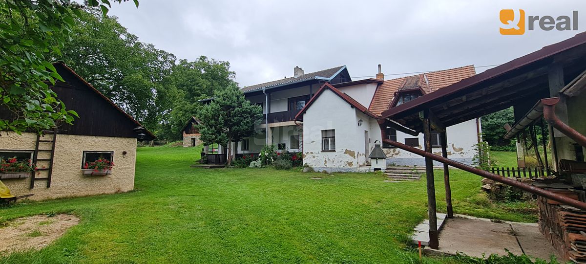 Prodej rodinného domu 664 m², pozemek 1202 m² – fotografie 4
