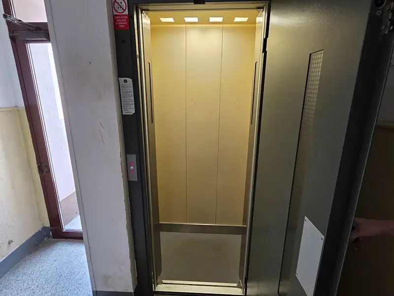 Prodej bytu 2+kk 41 m², Praha – náhled fotky 3