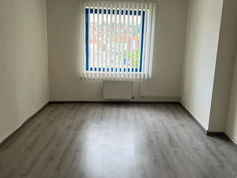 Pronájem kanceláře 26 m², Třebíč – náhled fotky 2