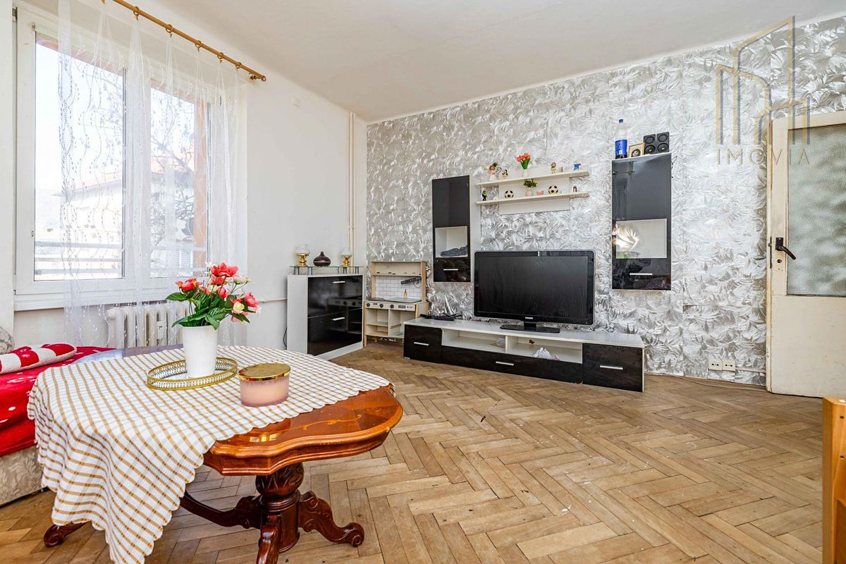 Prodej bytu 2+1 57 m², Most – fotka 1 z 3