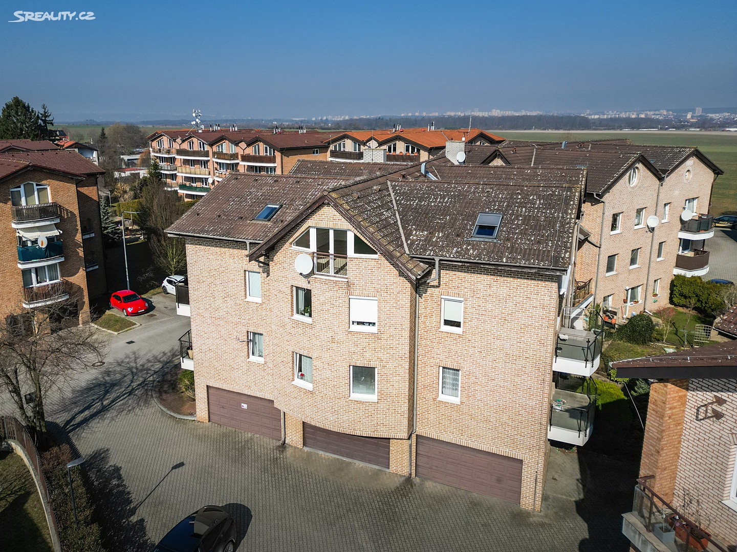 Prodej bytu 3+1 134 m² (Podkrovní), Dolní Břežany
