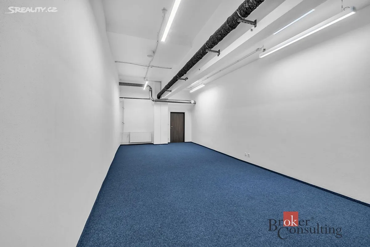 Pronájem kanceláře 42 m², Hradec Králové