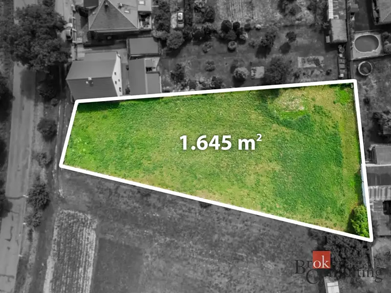 Prodej stavebního pozemku 1645 m², Bechlín – náhled fotky 3