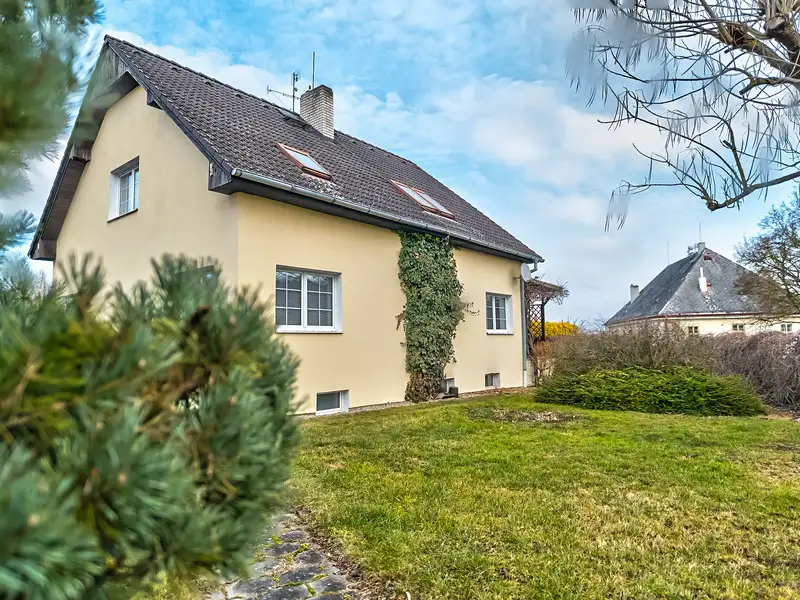 Prodej rodinného domu 170 m², pozemek 1193 m², Nižbor – náhled fotky 1