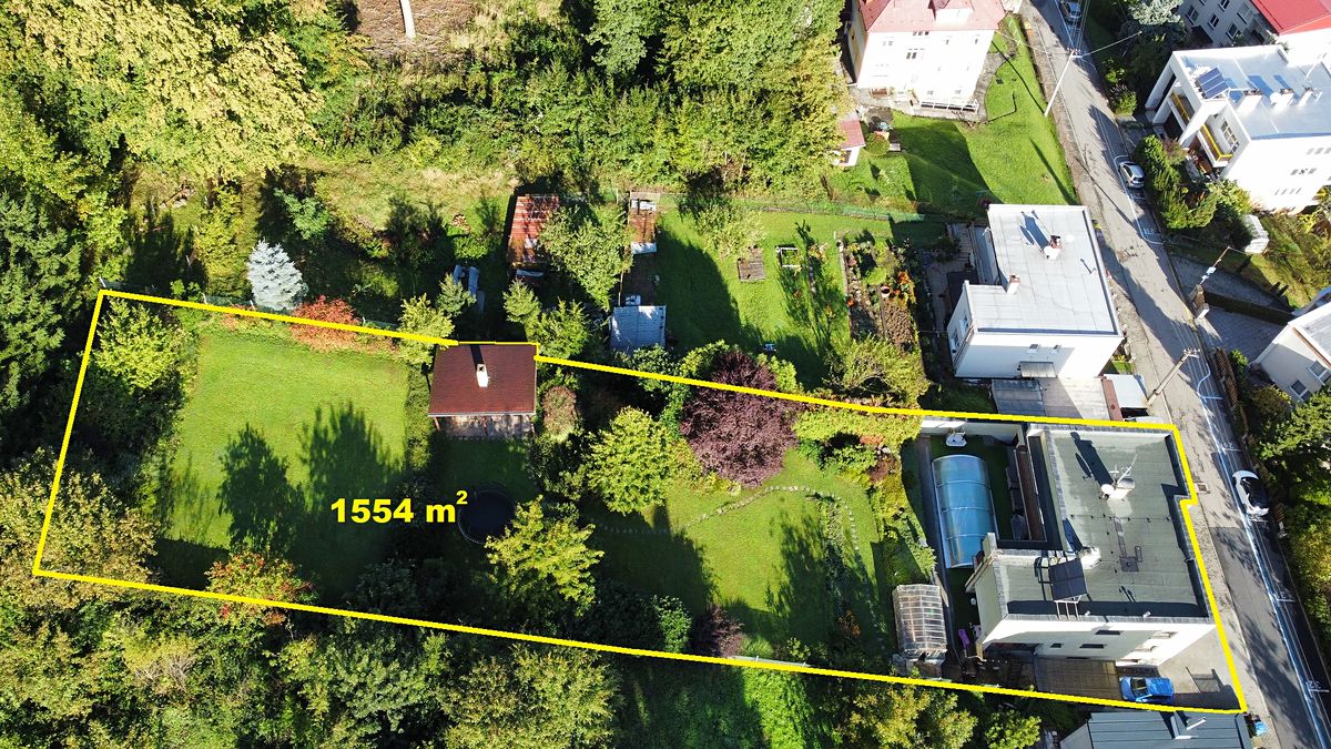 Prodej rodinného domu 250 m², pozemek 1554 m² – fotografie 5