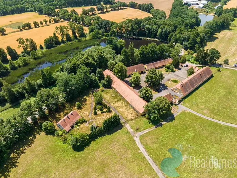 Prodej zemědělského objektu 2300 m², Králova Lhota – náhled fotky 3