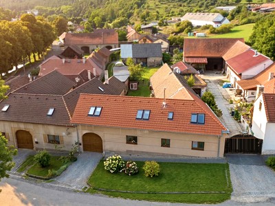 Prodej  vícegeneračního domu 398 m², pozemek 1 153 m²