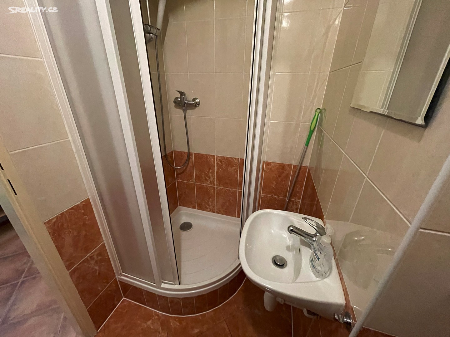 Pronájem bytu 1+kk 30 m² – pohled 3