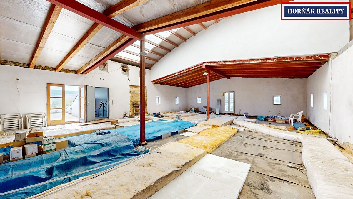 Prodej rodinného domu 900 m², pozemek 503 m² – fotografie 5