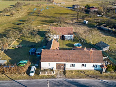 Prodej  rodinného domu 395 m², pozemek 3 343 m²