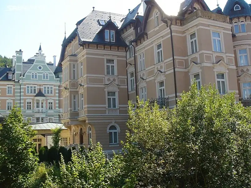 Prodej bytu 4+kk 94 m², Karlovy Vary – náhled fotky 3