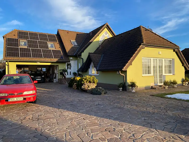 Prodej rodinného domu 174 m², pozemek 990 m², Doubravice – náhled fotky 1