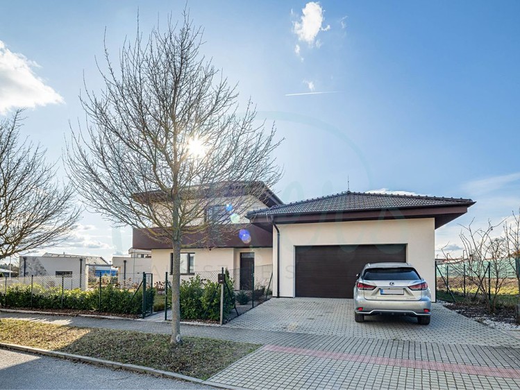 Prodej domu, 244 m² (35 z 39)