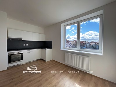 Pronájem bytu 2+kk 43 m²