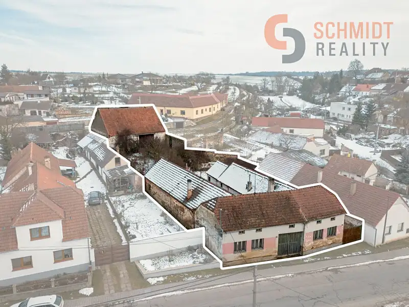 Prodej rodinného domu 381 m², pozemek 1041 m², Hostim – náhled fotky 1