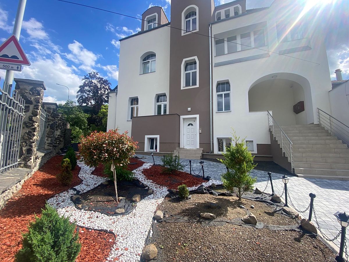 Prodej činžovního domu 744 m² – fotografie 2