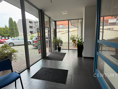 Комерційне приміщення на продаж, 758 м² (3 з 23)