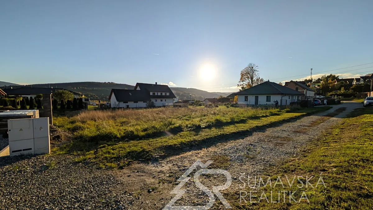 Prodej stavebního pozemku 960 m²