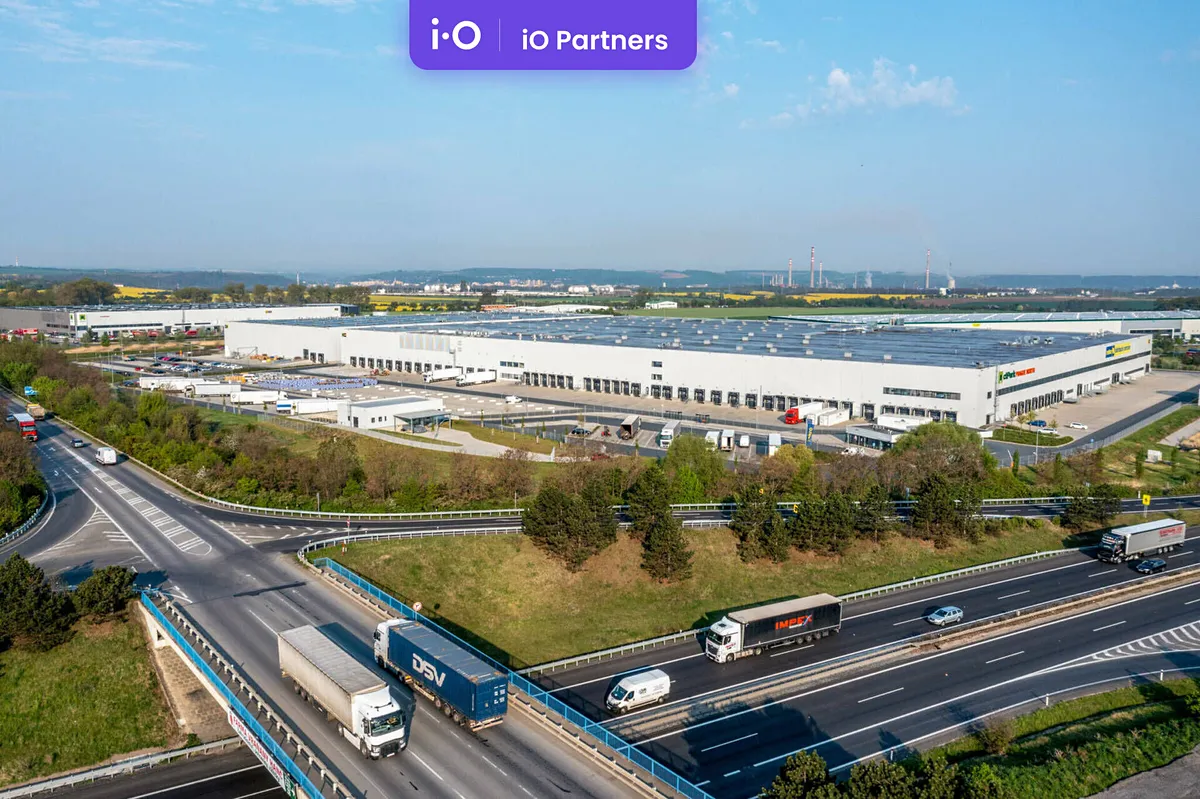 Pronájem skladového prostoru 6169 m²