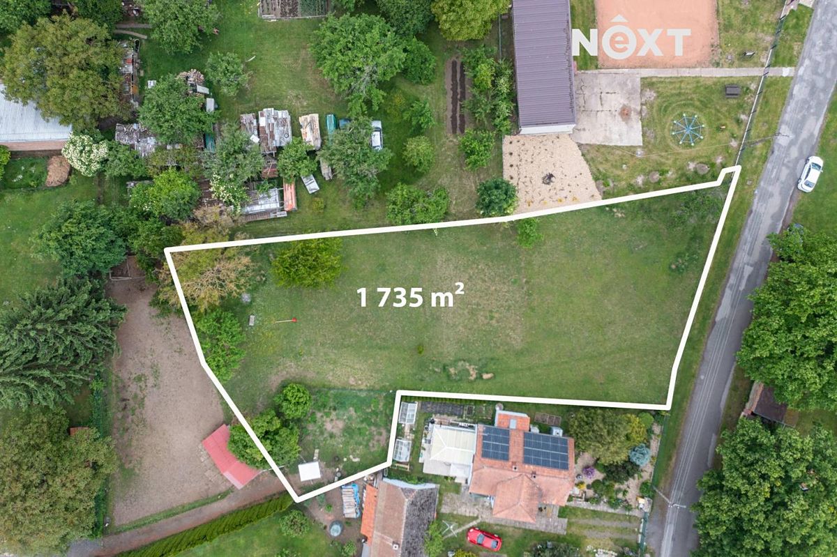 Prodej stavebního pozemku 1735 m² – fotografie 3