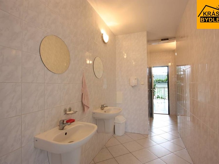 Комерційне приміщення в оренду, 20 м² (3 з 5)