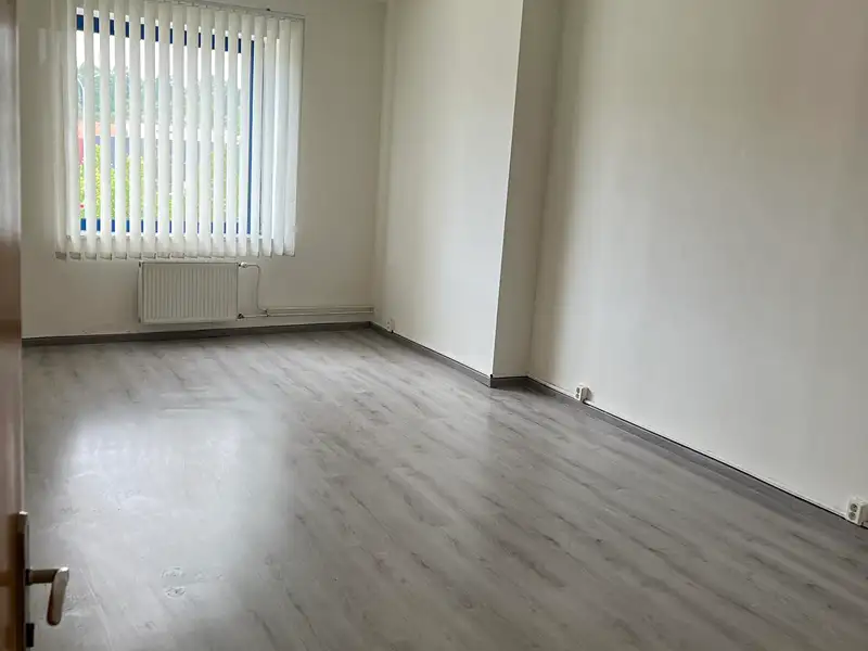 Pronájem kanceláře 26 m², Třebíč – náhled fotky 1