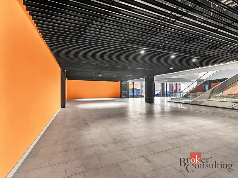 Pronájem obchodního prostoru 80 m², Hradec Králové – náhled fotky 1