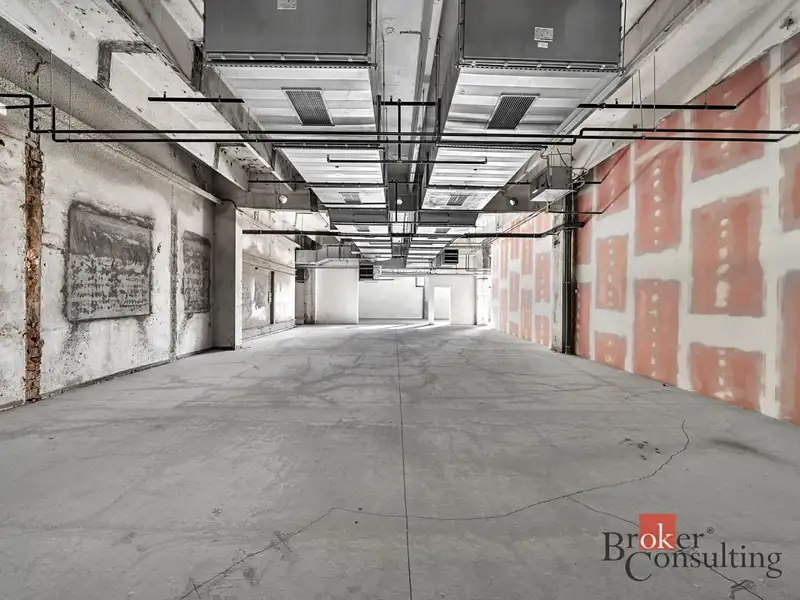 Pronájem restaurace 326 m², Hradec Králové – náhled fotky 1