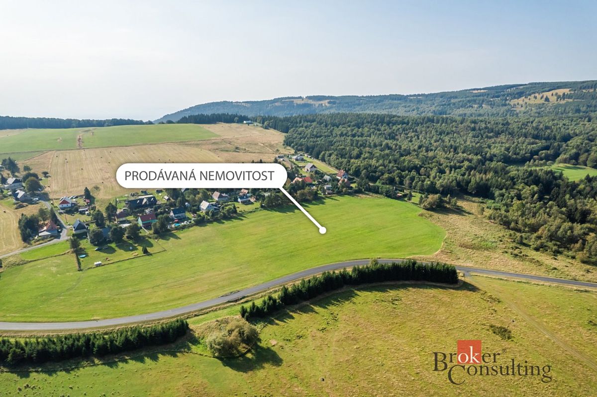 Prodej stavebního pozemku 20357 m² – fotografie 2