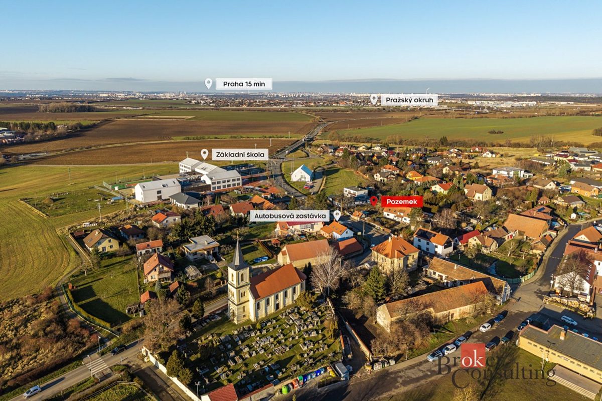 Prodej stavebního pozemku 1402 m² – fotografie 2