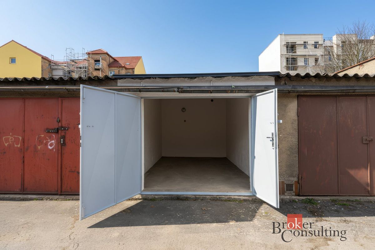 Prodej garáže 17 m² – fotografie 2