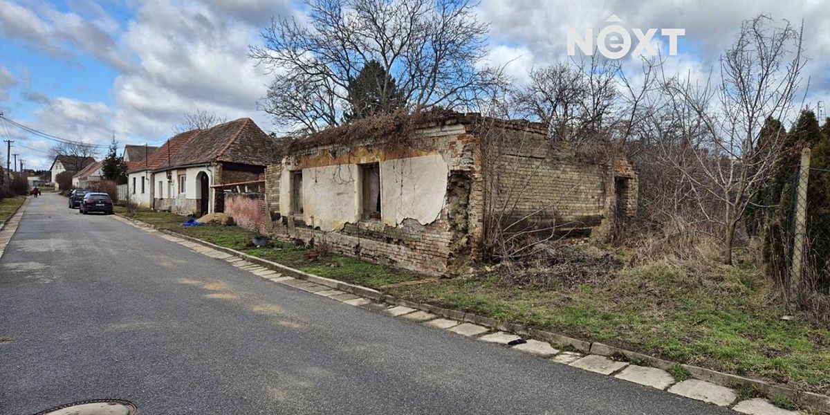 Prodej stavebního pozemku 656 m² – fotografie 2