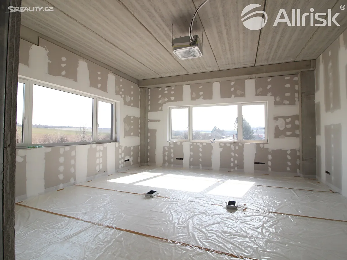 Pronájem výrobní haly, prostoru 570 m² – pohled 3