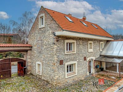 Prodej rodinného domu 579 m², pozemek 1059 m²