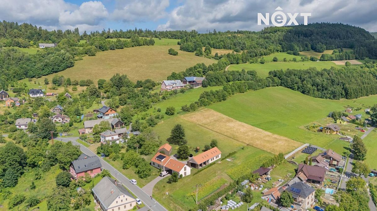 Prodej stavebního pozemku 5712 m² – fotografie 3