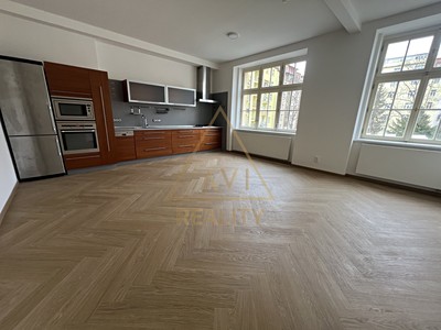 Pronájem bytu 2+kk 56 m²