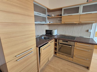 Pronájem bytu 2+kk 45 m²