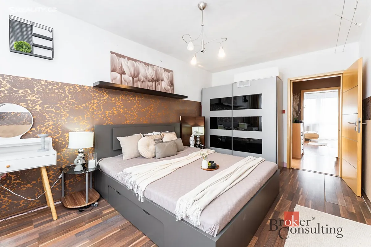 Prodej bytu 3+1 78 m², Pardubice