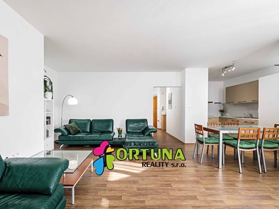 Prodej bytu 4+kk 186 m²