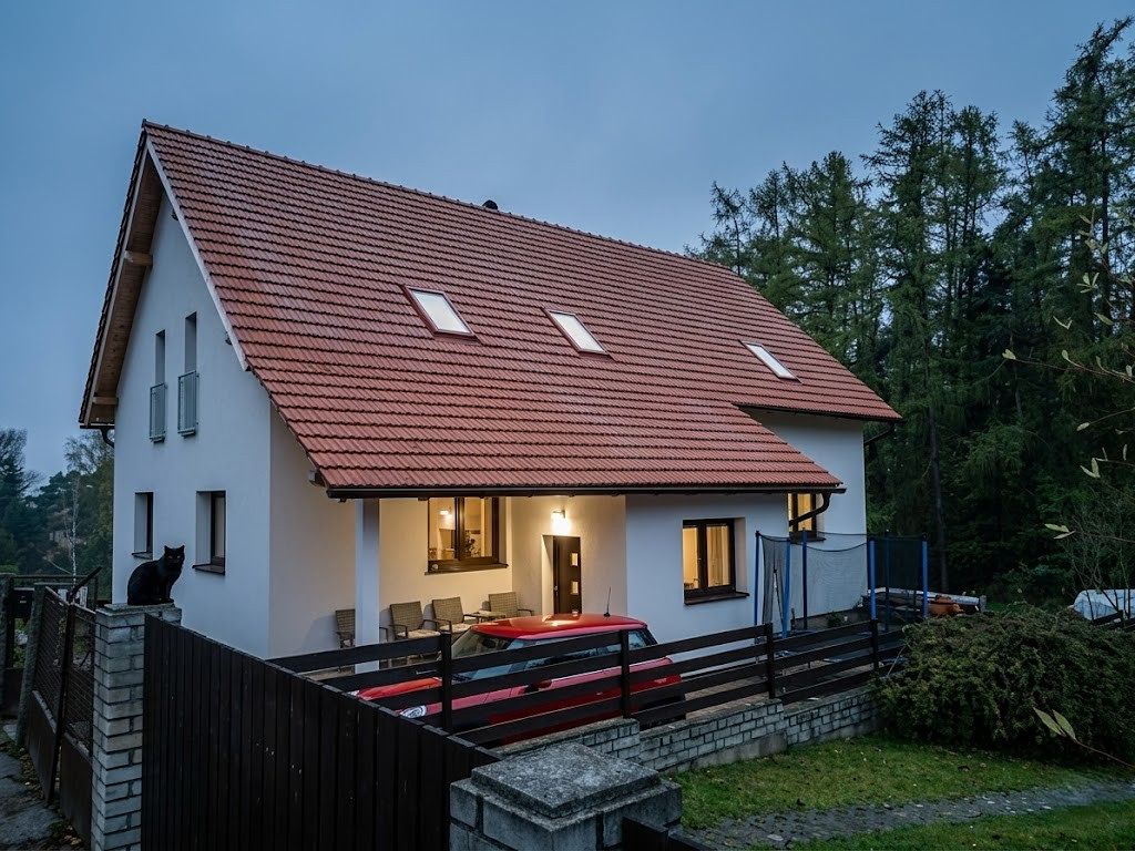 Prodej rodinného domu 360 m², pozemek 1000 m²