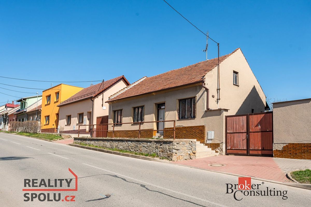 Prodej rodinného domu 240 m², pozemek 4072 m² – fotografie 4