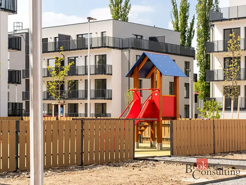 Prodej bytu 4+kk 81 m², Kladno – náhled fotky 2