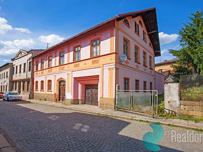 Prodej vícegeneračního domu 230 m², pozemek 1005 m²
