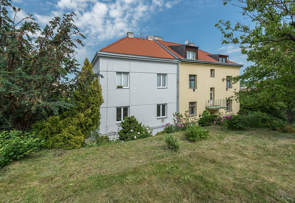 Prodej vily 350 m², pozemek 159 m²